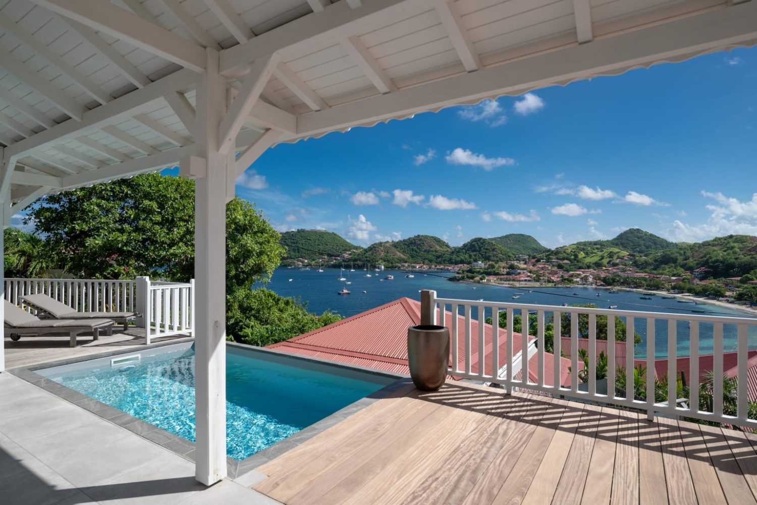 Magnificent villa in Saintes Bay