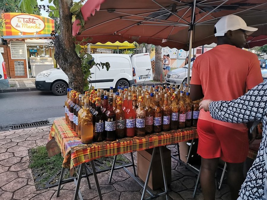 Saint-François spice market